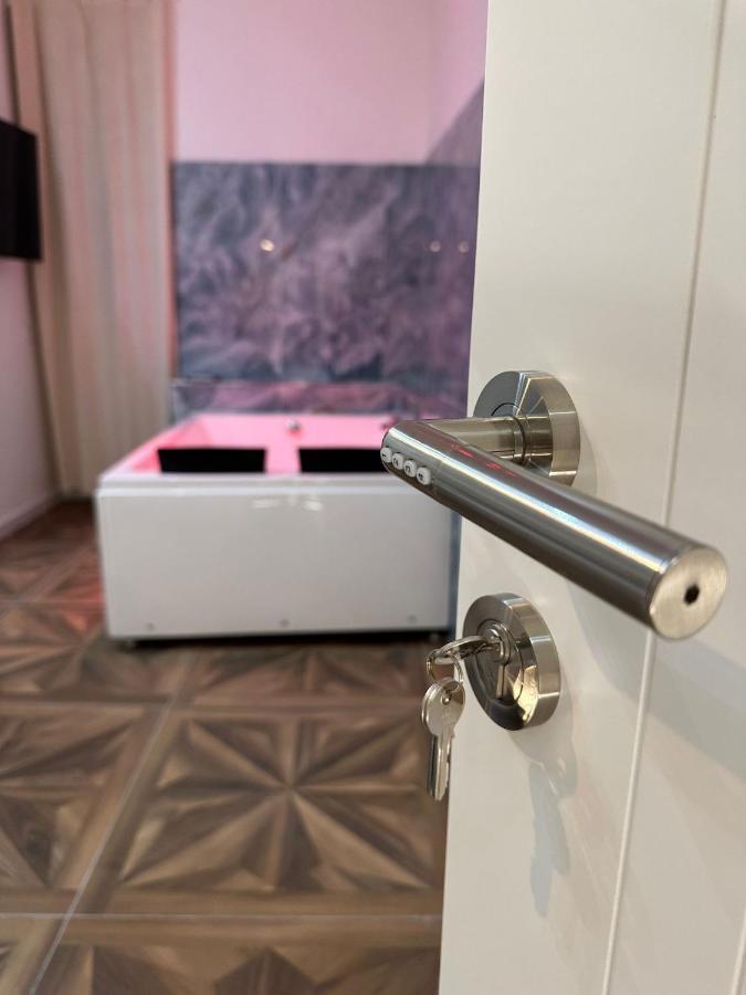 San Ferdinando Suite Room Neapol Exteriér fotografie